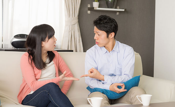 口論になり感情的になる