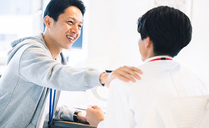 【5位】思いやりがある人気者の領事（ESFJ）