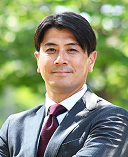 顧問の佐々木成三